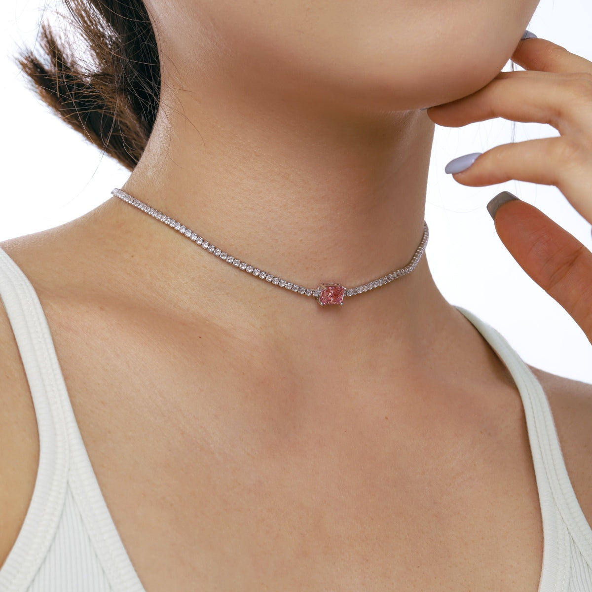 [Kismet Jewels ]2.0 carat Ornate Emerald Cut Necklace