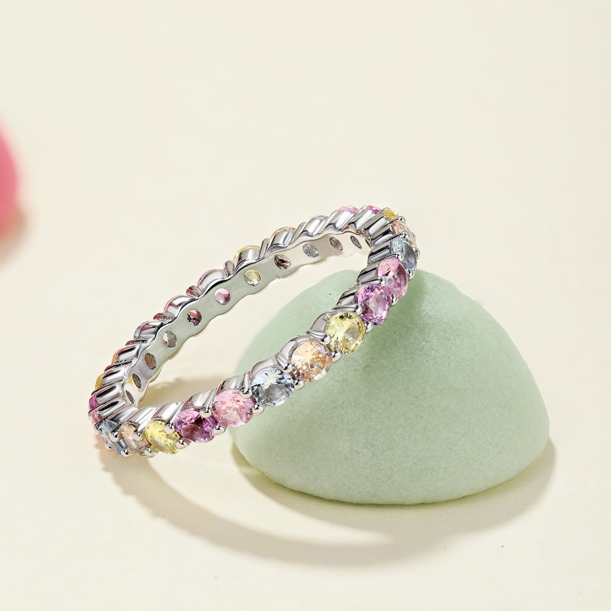 [Kismet Jewels ]Dazzling Resplendent Round Cut Party Ring