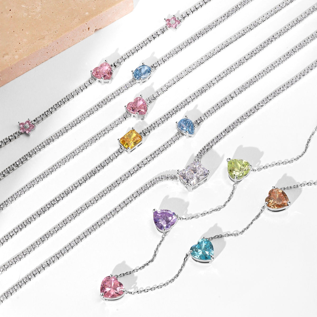 [Kismet Jewels ]Dazzling Pink Heart Flower Necklace