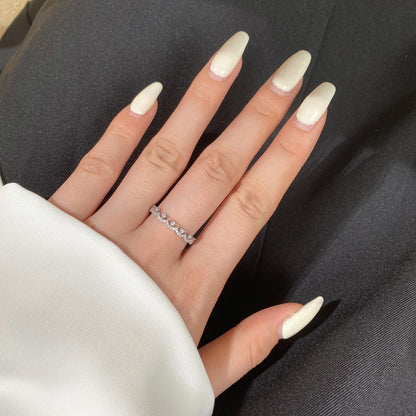 [Kismet Jewels ]Elegant Resplendent Round Shape Party Ring