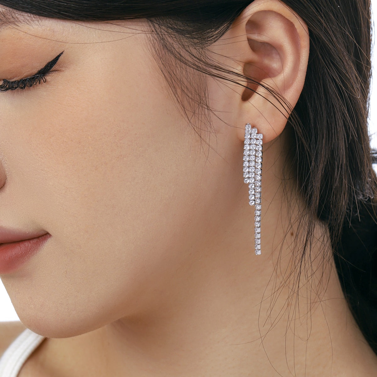 [Kismet Jewels ]Luxurious Dainty Banquet Earrings