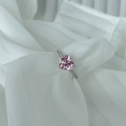 [Kismet Jewels ]2.0 Carat Dazzling Lustrous Heart Cut Lover Ring