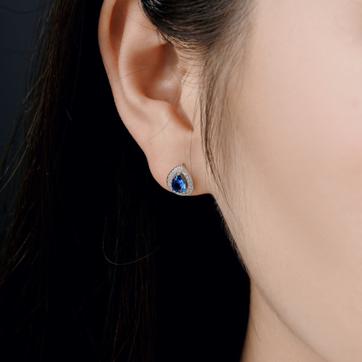 [Kismet Jewels ]Luxurious Water Drop Shape Earrings