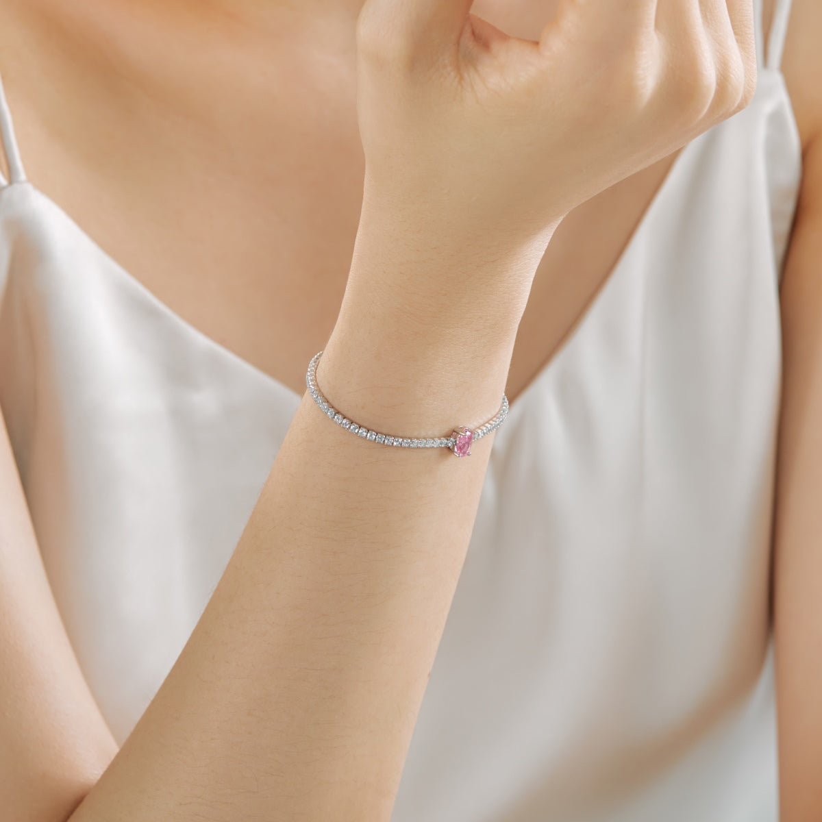 [Kismet Jewels ]0.75 Carat Exquisite Oval Cut Daily Bracelet