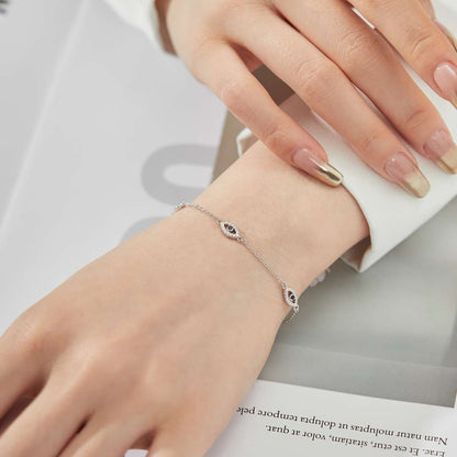 [Kismet Jewels ]Evil Eye Shape Pendent Necklace