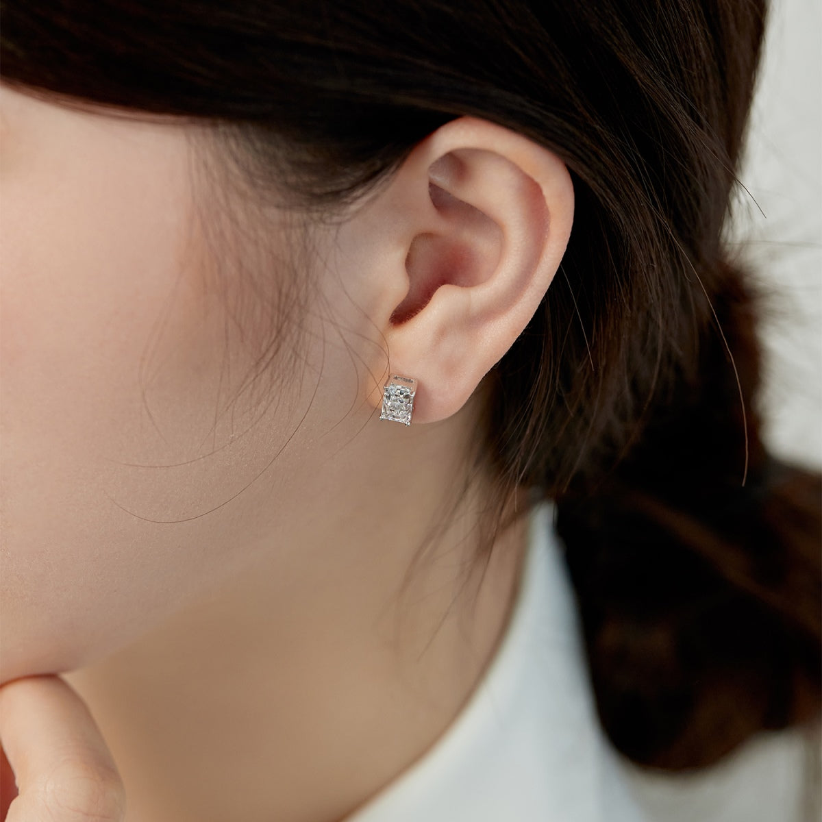 [Kismet Jewels ]Radiant Luxurious Princess Cut Daily Earrings