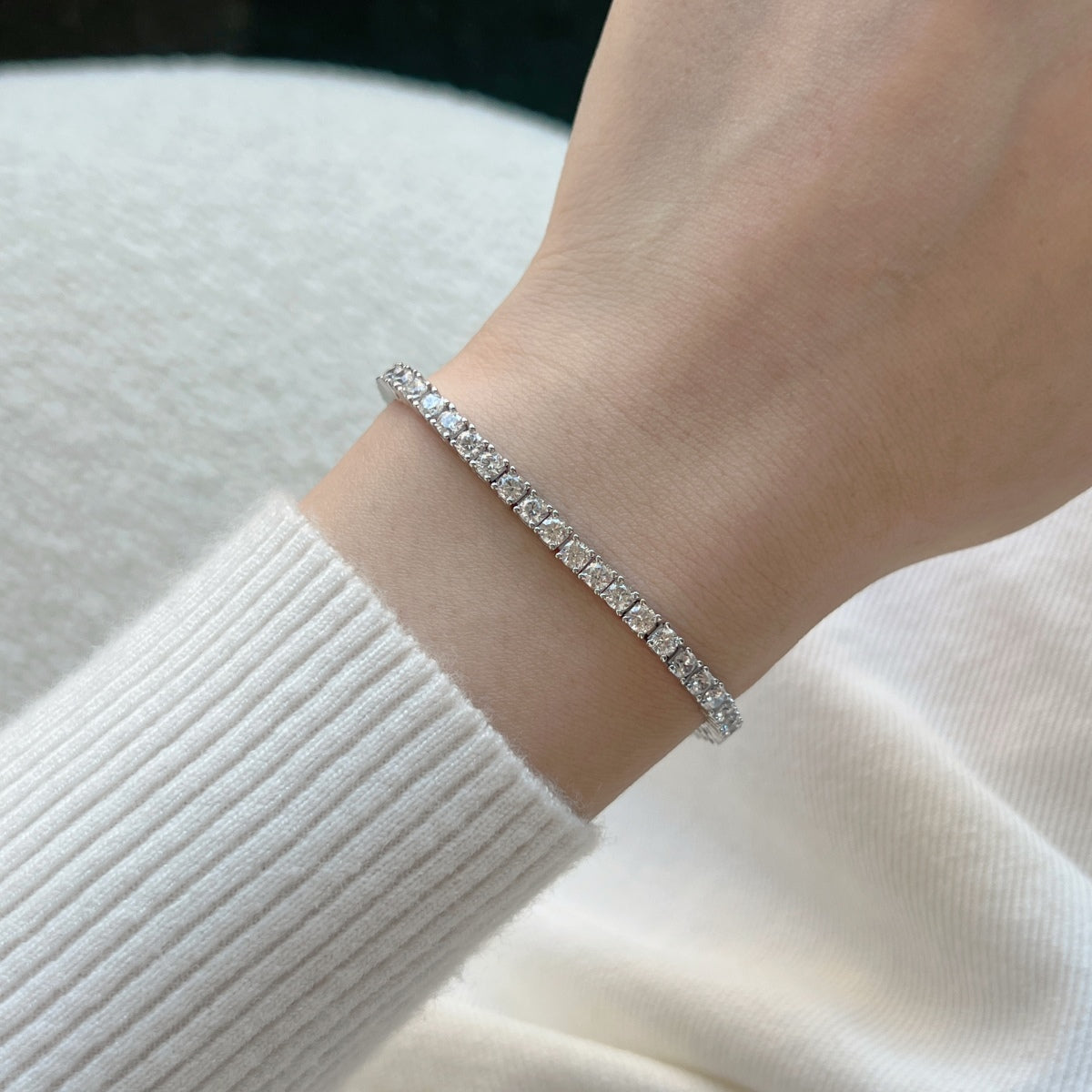[Kismet Jewels ]Dainty Charming Round Cut Tennis Bracelet