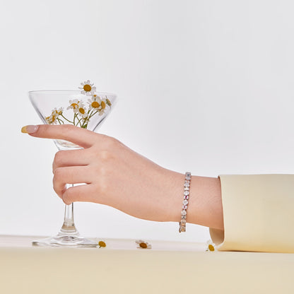 [Kismet Jewels ]Dazzling Radiant Multi Cut Daily Bracelet