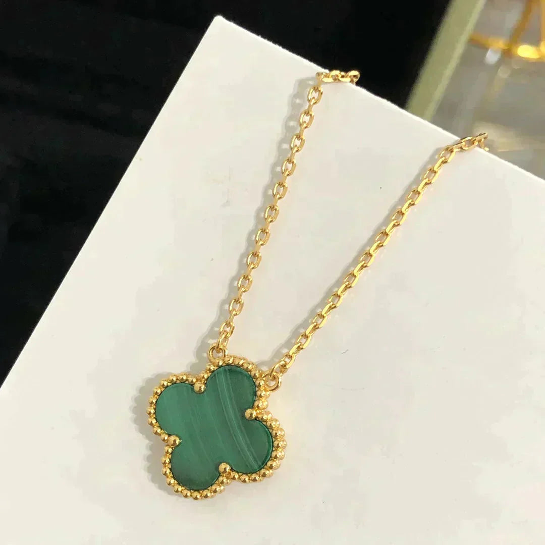 [Kismet Jewels ]CLOVER 15MM MALACHITE SINGLE FLOWER  NECKLACE