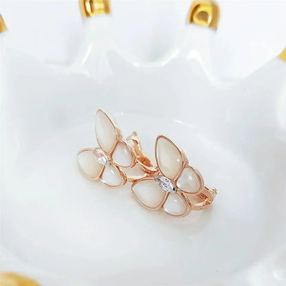 [Kismet Jewels ]BUTTERFLY MOP DIAMOND EARRINGS