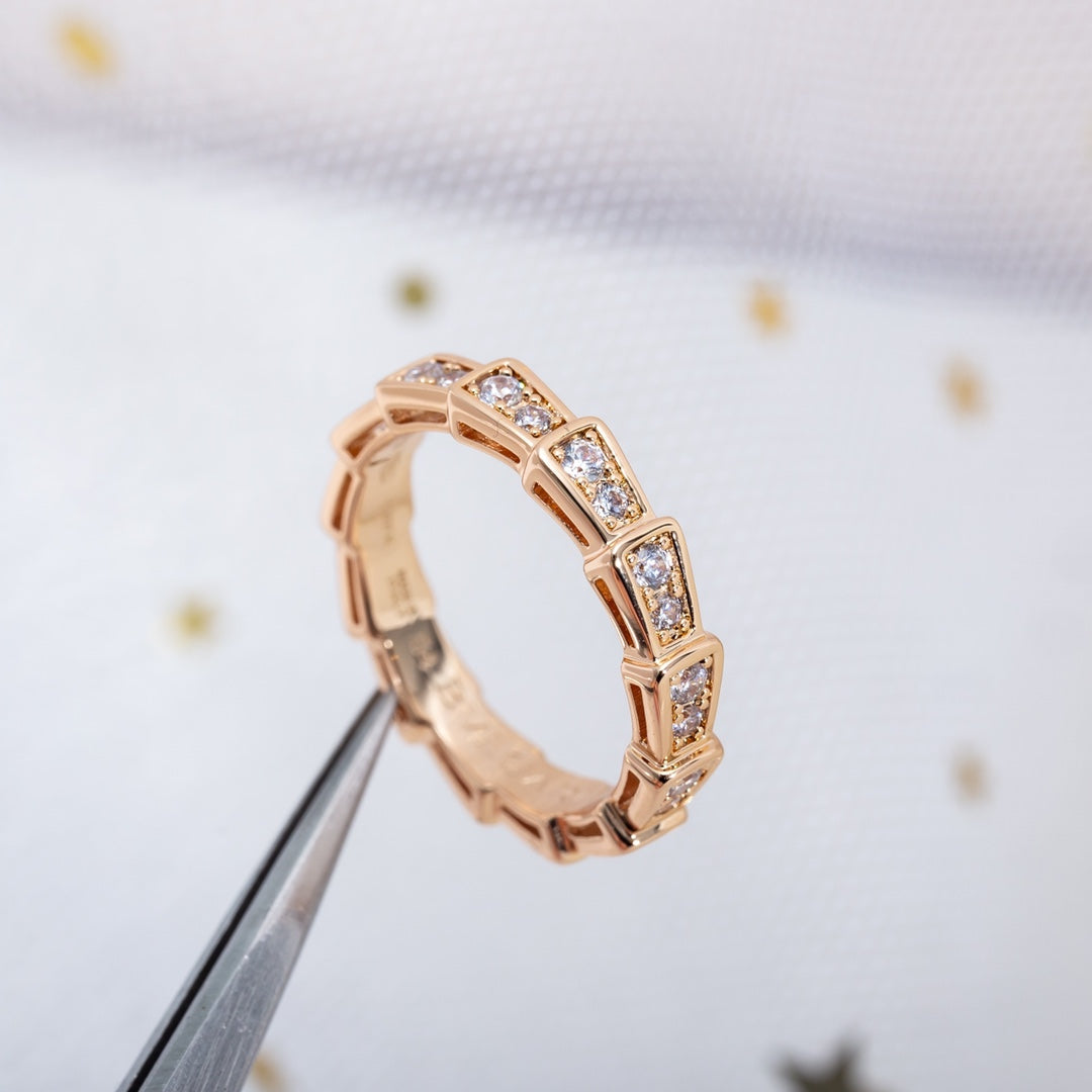 [Kismet Jewels ]SERPENTI RING PINK GOLD DIAMOND PAVED 3MM