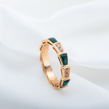 [Kismet Jewels ]SERPENTI RING PINK GOLD MALACHITE DIAMOND 3MM