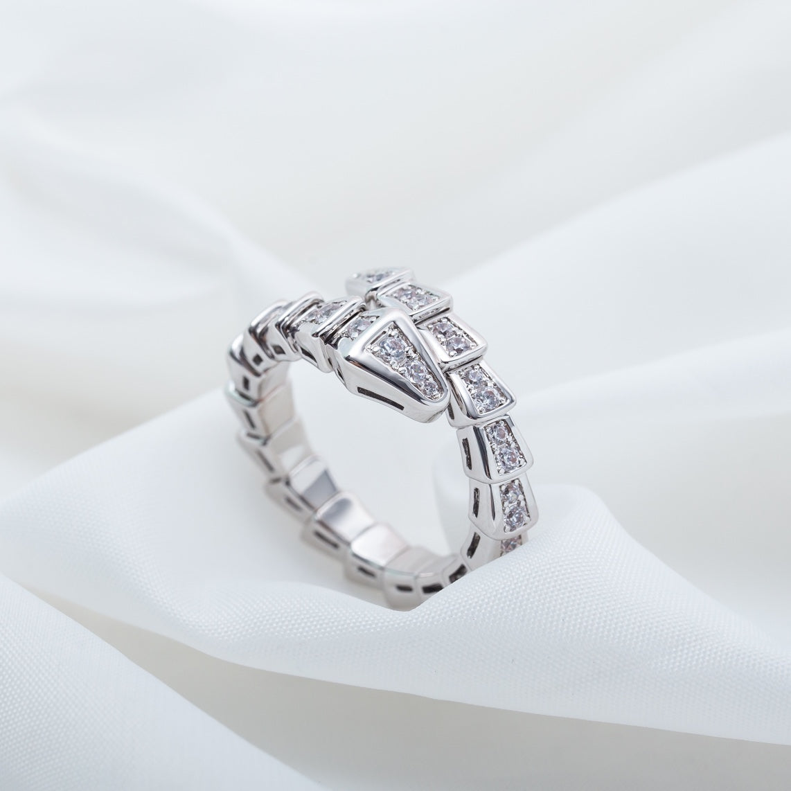 [Kismet Jewels ]SERPENTI RING SILVER DIAMOND PAVED 4MM