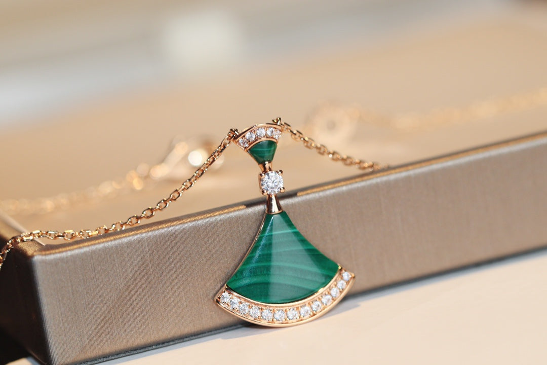 [Kismet Jewels ]DREAM NECKLACE MALACHITE DIAMOND