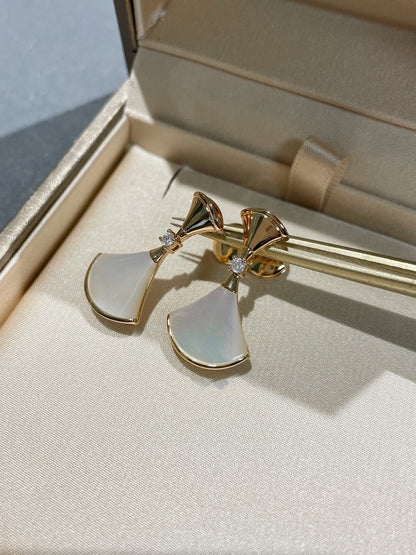 [Kismet Jewels ]DREAM MOP 1 DIAMOND EARRINGS