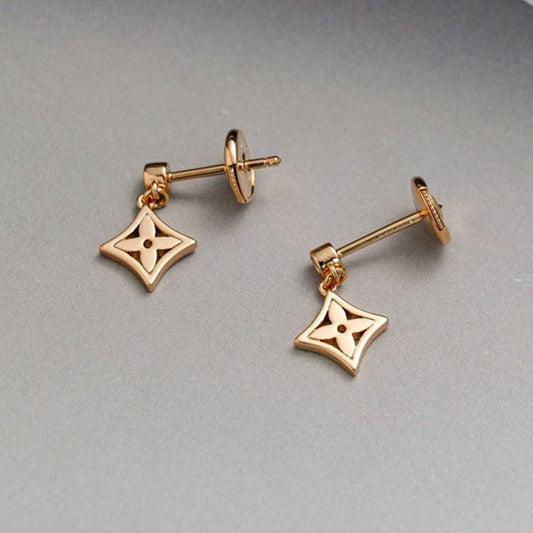 [Kismet Jewels ]STAR EARRINGS GOLD