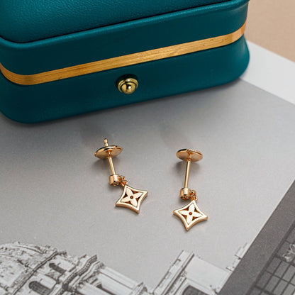 [Kismet Jewels ]STAR EARRINGS GOLD