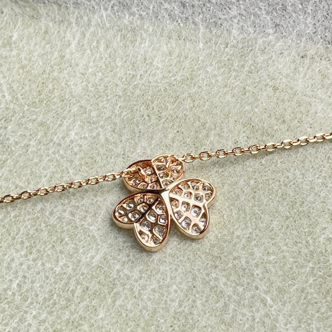[Kismet Jewels ]FLOWER DIAMOND NECKLACE