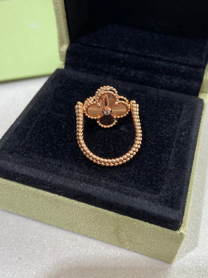 [Kismet Jewels ]CLOVER RIVERSIBLE PINK GOLD RING