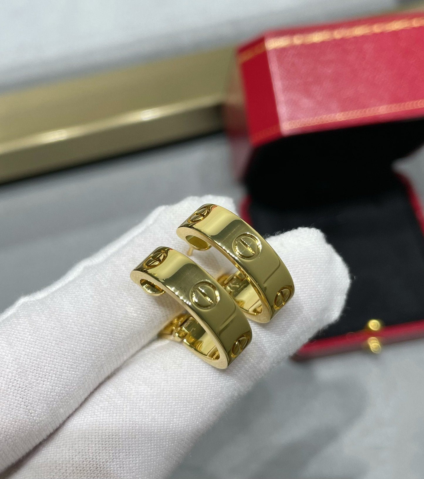 [Kismet Jewels ]LOVE 5.5MM EARRINGS