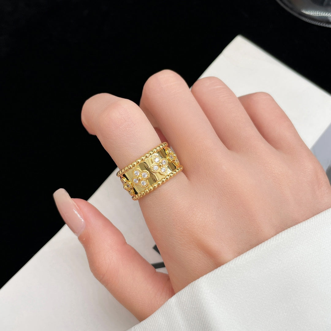 [Kismet Jewels ]PERLEE DIAMOND LARGE RING