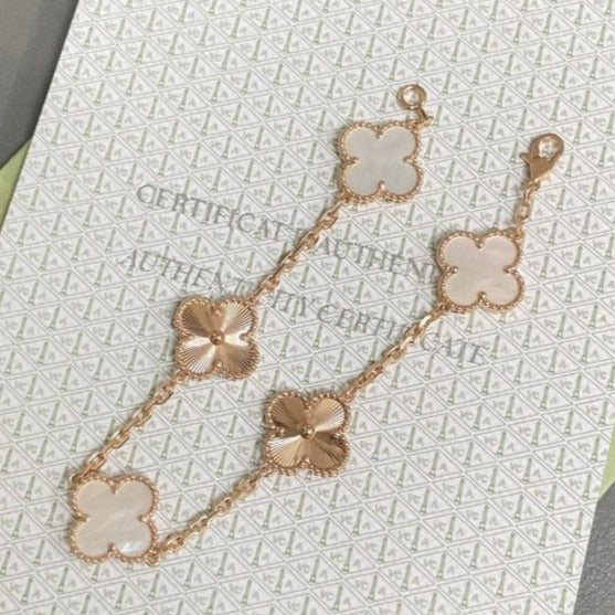 [Kismet Jewels ]CLOVER BRACELET 5 MOTIF WHITE MOP PINK GOLD