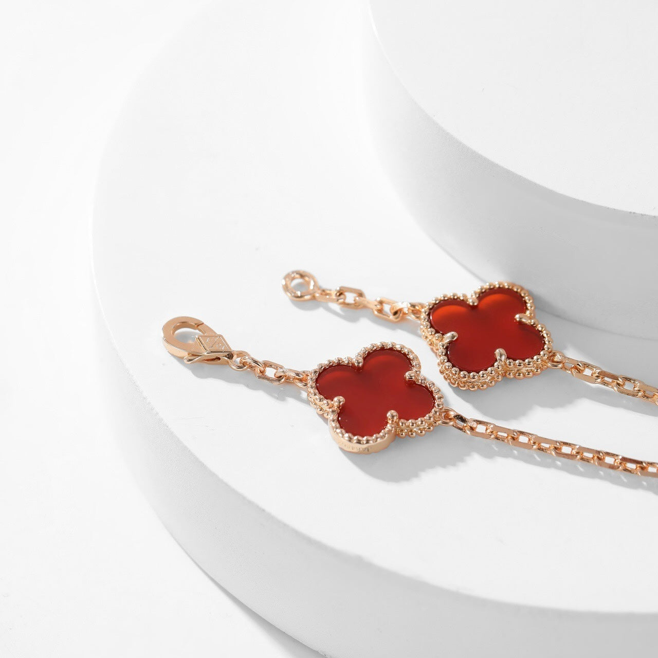 [Kismet Jewels ]CLOVER 10 MOTIFS CARNELIAN NECKLACE