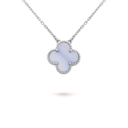 [Kismet Jewels ]CLOVER 15MM BLUE CHALCEDONY NECKLACE SILVER