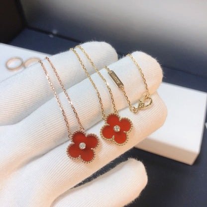 [Kismet Jewels ]CLOVER 15MM DIAMOND CARNELIAN NECKLACE