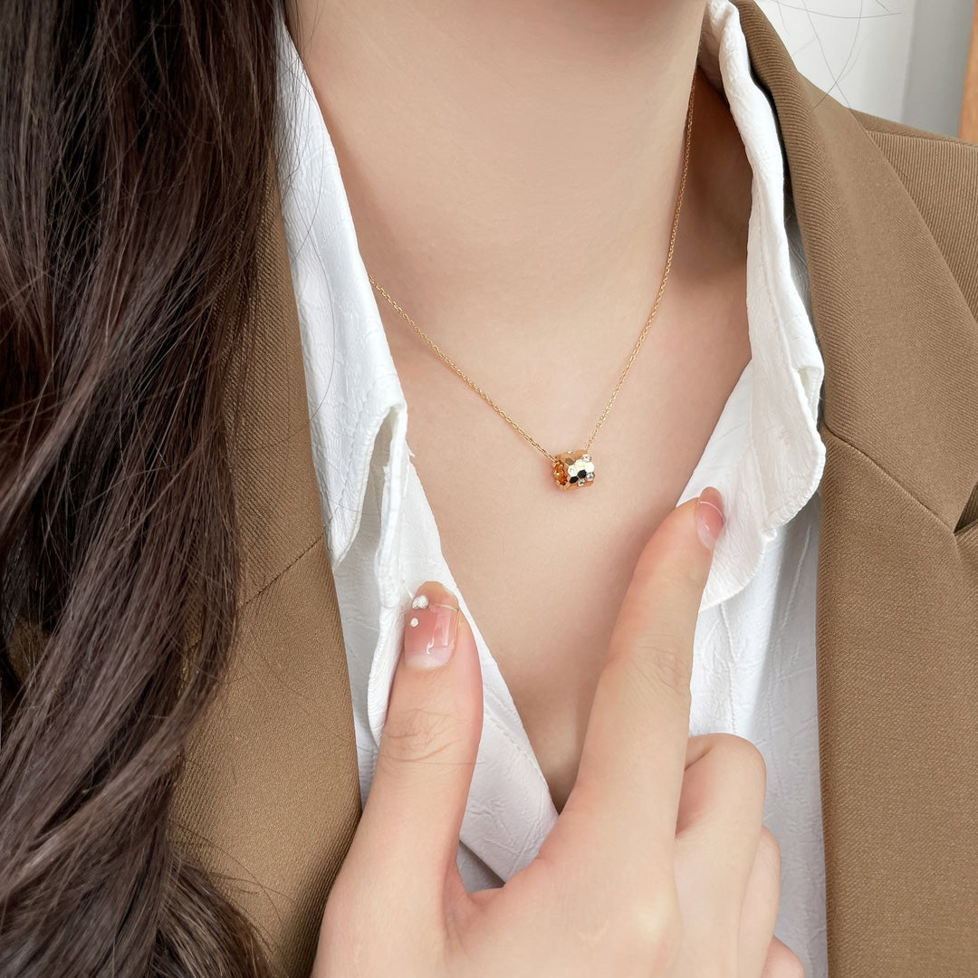 [Kismet Jewels ]BEE MINI PEDANT DIAMOND NECKLACE