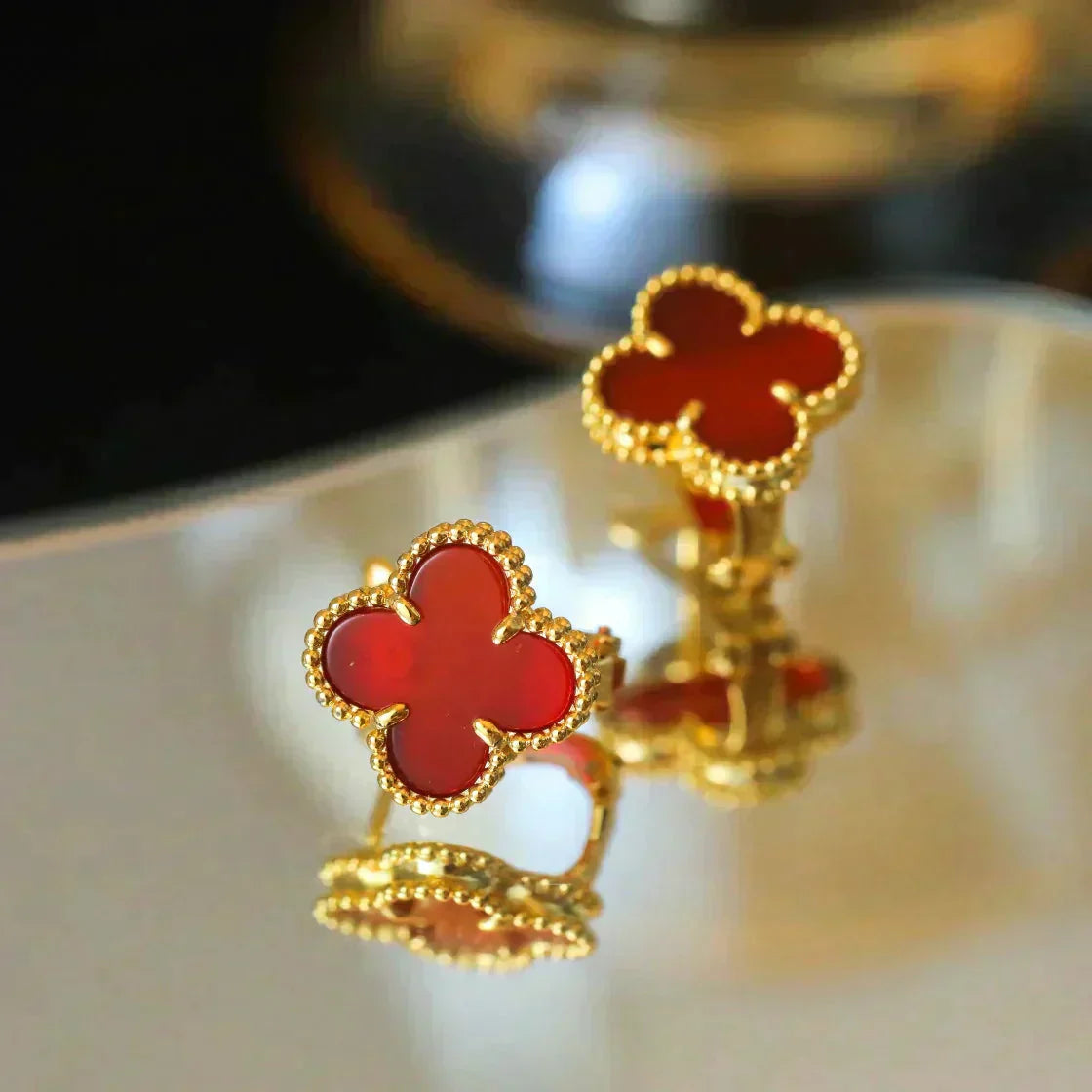 [Kismet Jewels ]CLOVER MEDIUM 1 MOTIFS CARNELIAN  EARRINGS