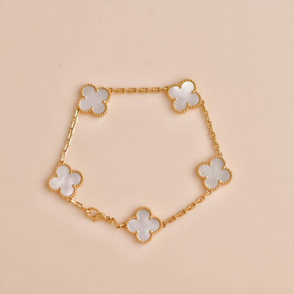 [Kismet Jewels ]CLOVER  5 MOTIF WHITE MOP BRACELET