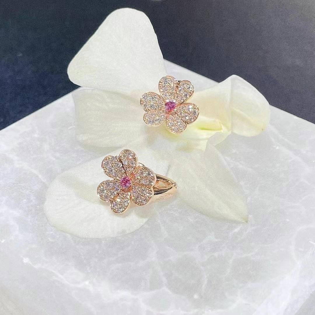 [Kismet Jewels ]FRIVOLE PINK GOLD FLOWER DIAMOND EARRINGS