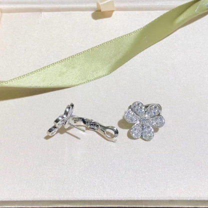 [Kismet Jewels ]FRIVOLE SILVER FLOWER DIAMOND EARRINGS