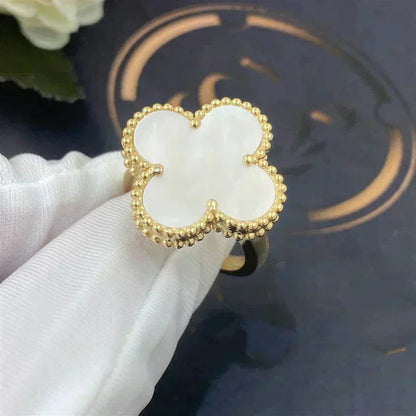 [Kismet Jewels ]CLOVER WHITE MOP RING