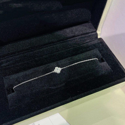 [Kismet Jewels ]CLOVER  SINGLE FLOWER BRACELET SILVER