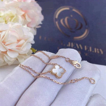 [Kismet Jewels ]CLOVER WHITE MOP SINGLE FLOWER BRACELET