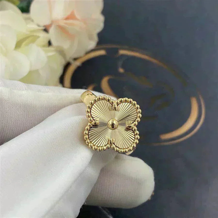[Kismet Jewels ]CLOVER GOLD RING